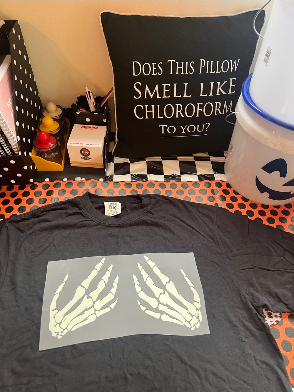 Comfort Colors glow in the dark size L or XL